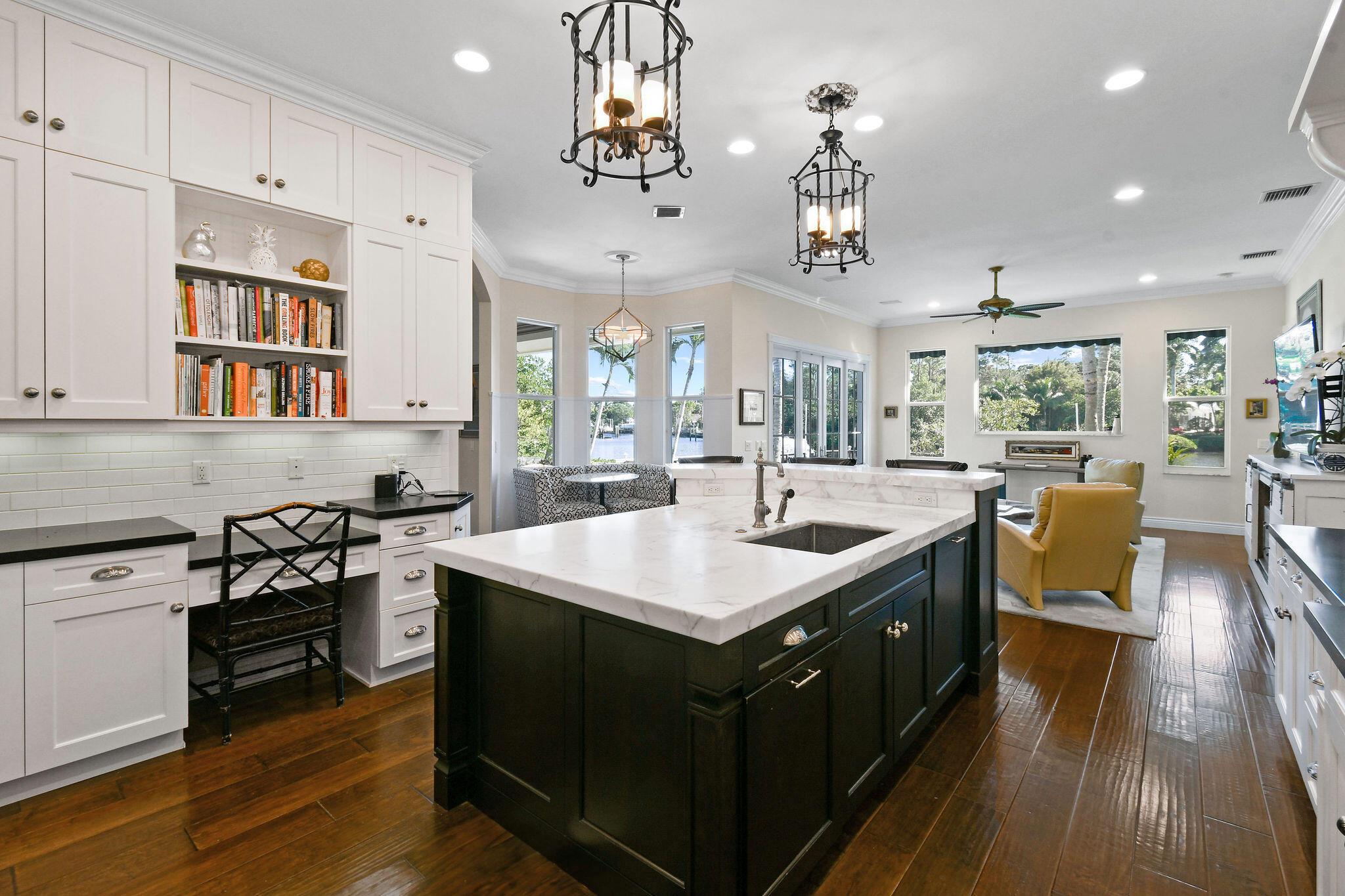 JUPITER RIVER ESTATES - Residential