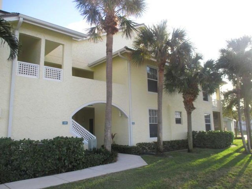 Photo of 1108 Mainsail Circle, Jupiter, FL 33477 (MLS # R10688246)