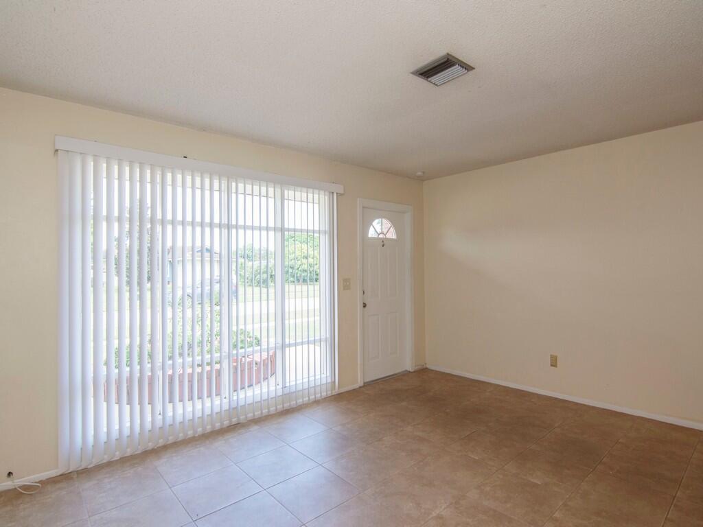 PORT ST LUCIE SECTION 45 - Residential