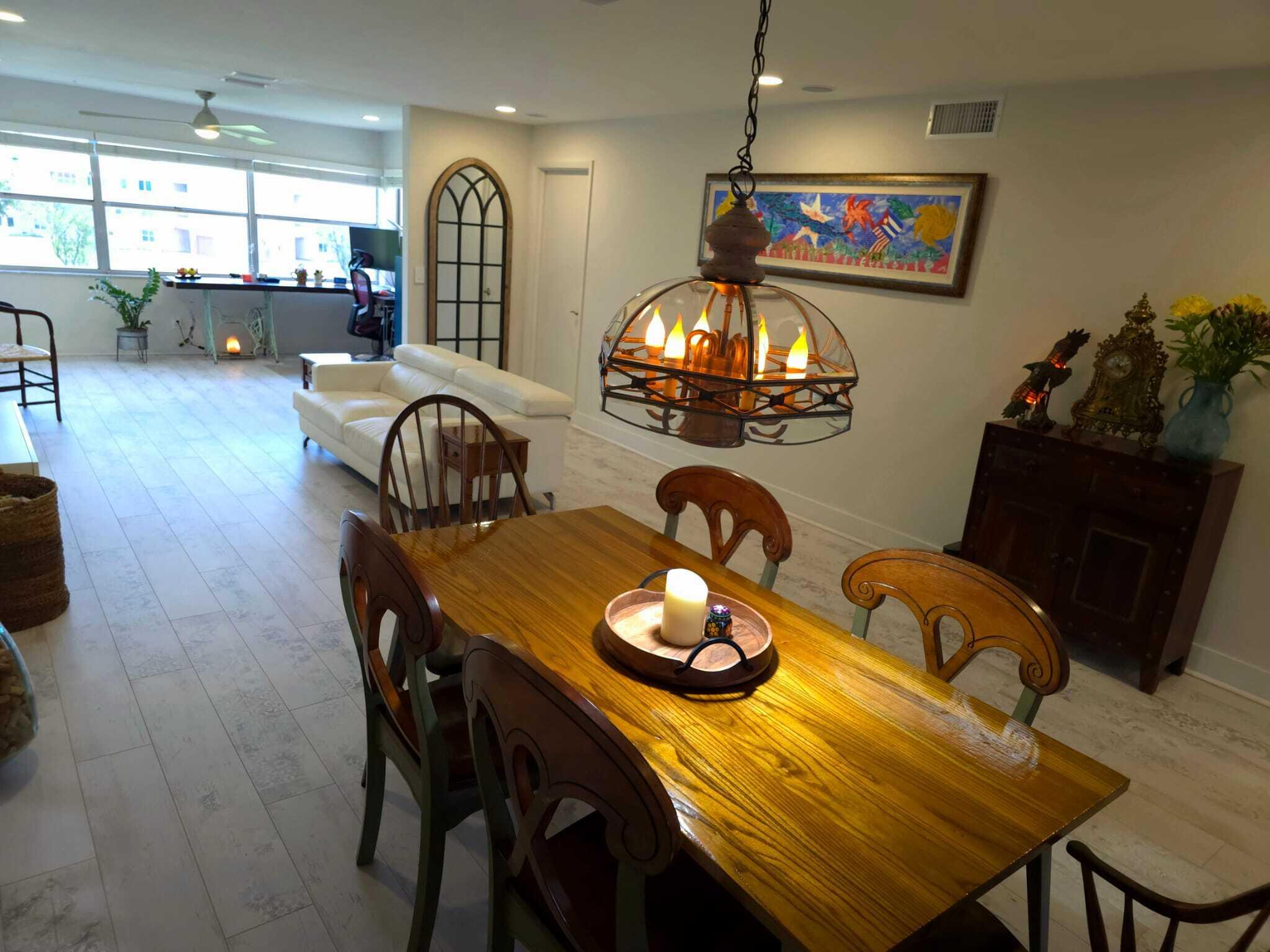 SUNRISE LAKES 123 CONDO - Residential