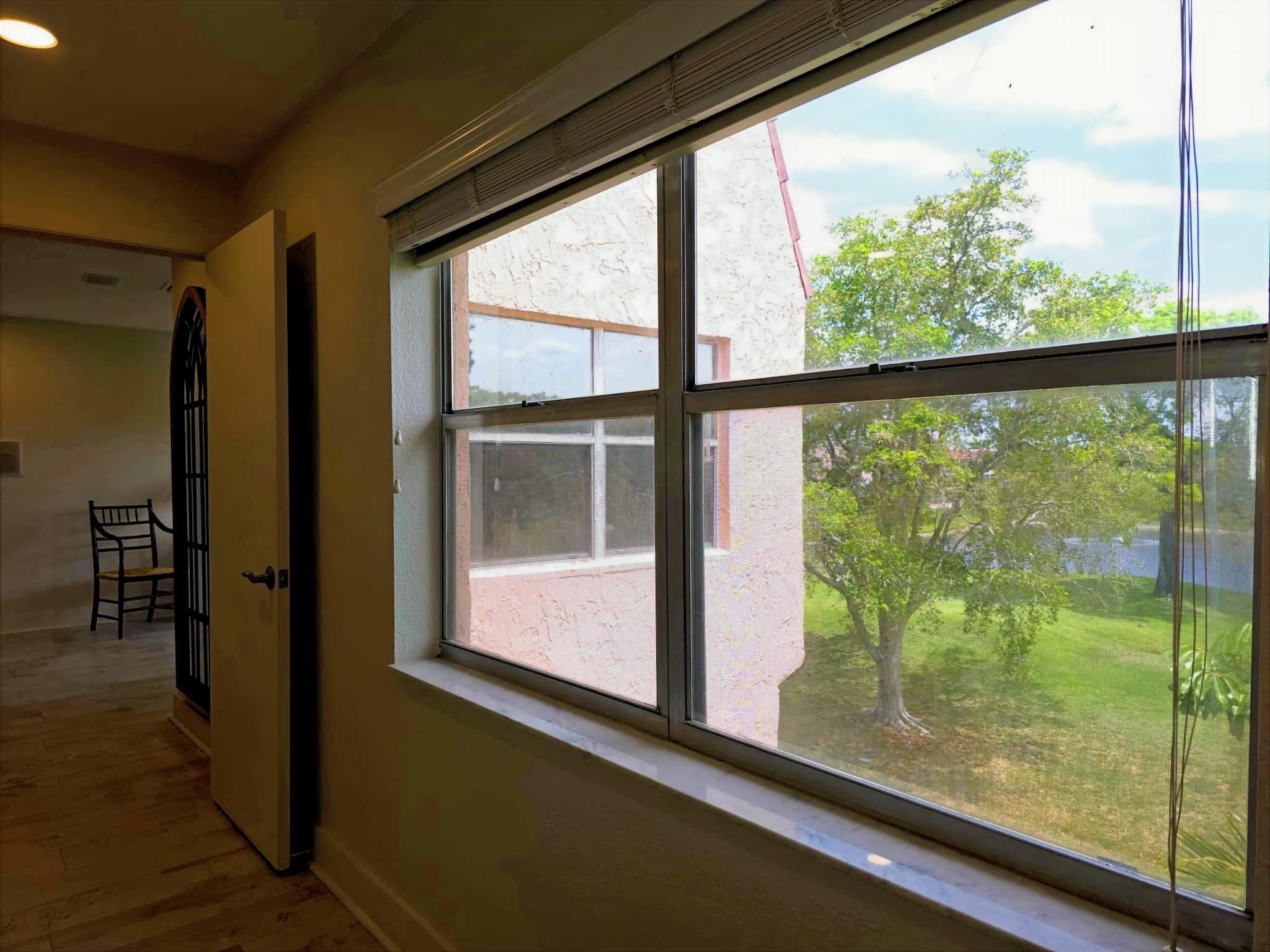 SUNRISE LAKES 123 CONDO - Residential