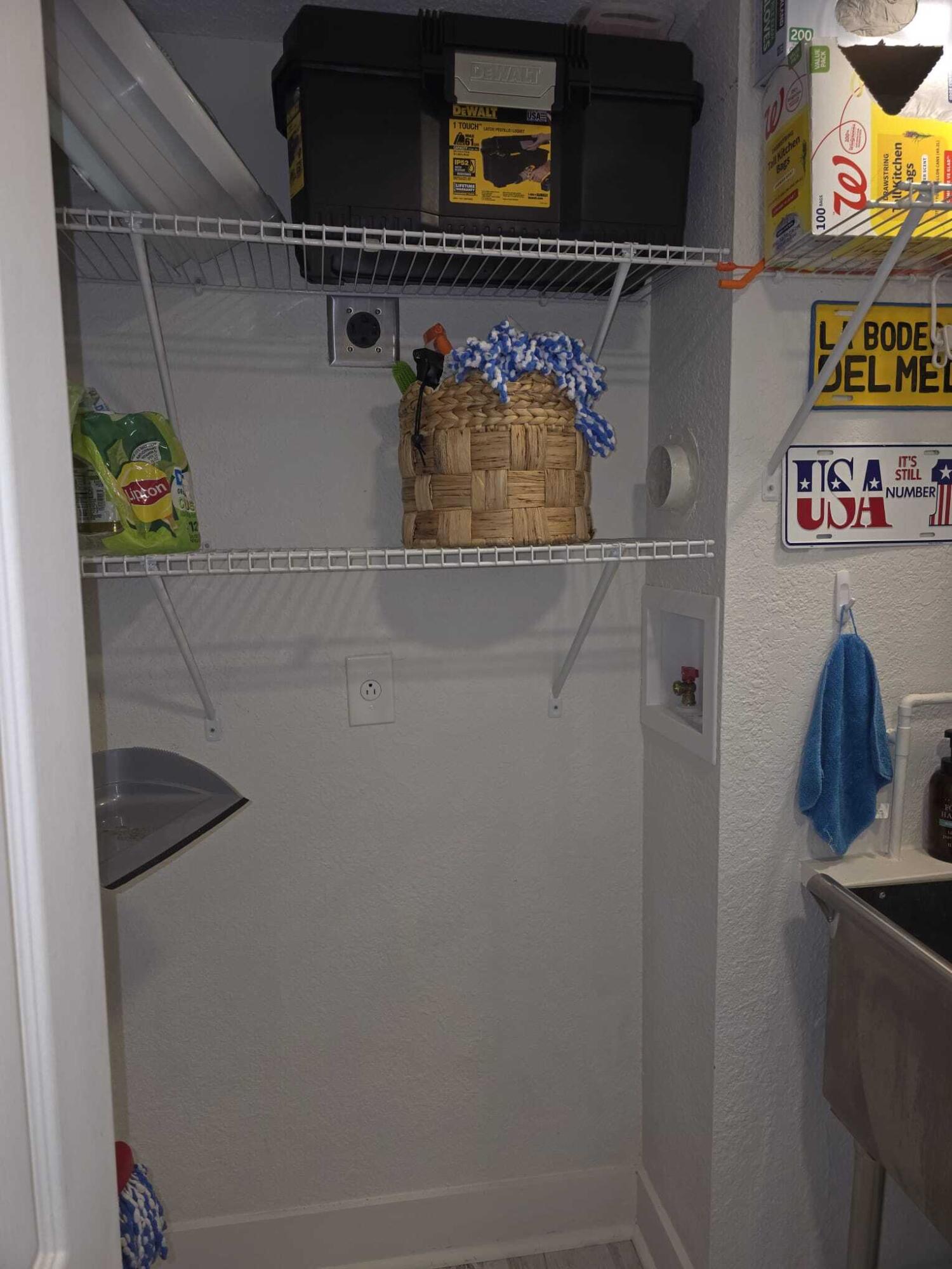 SUNRISE LAKES 123 CONDO - Residential