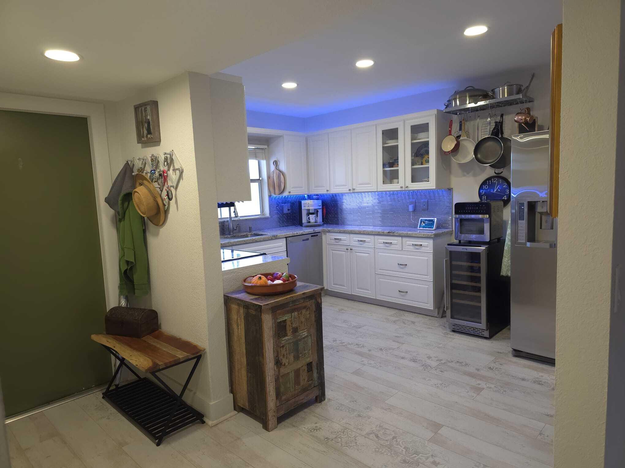 9501 Sunrise Lakes Boulevard 305