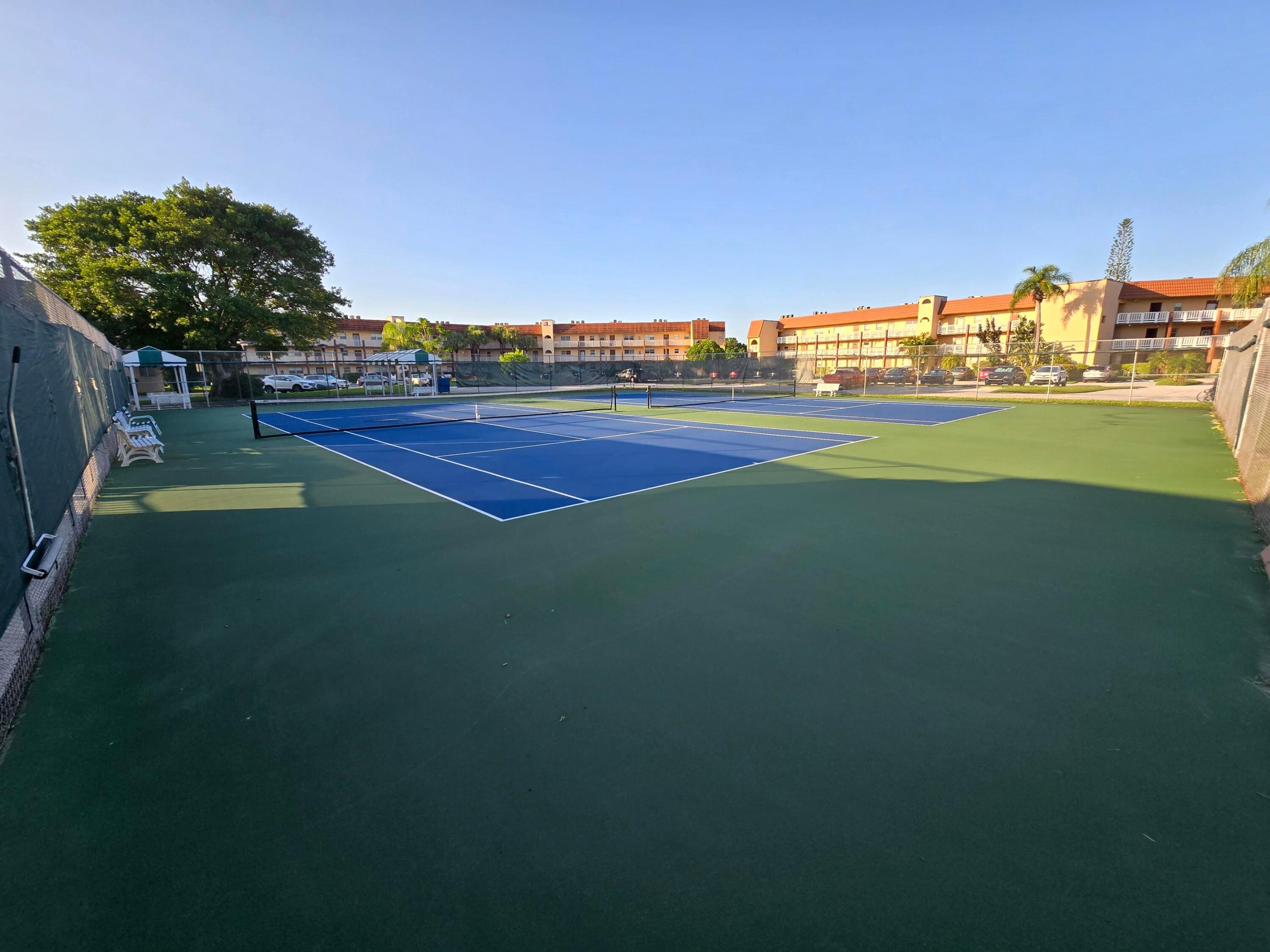 SUNRISE LAKES 123 CONDO - Residential