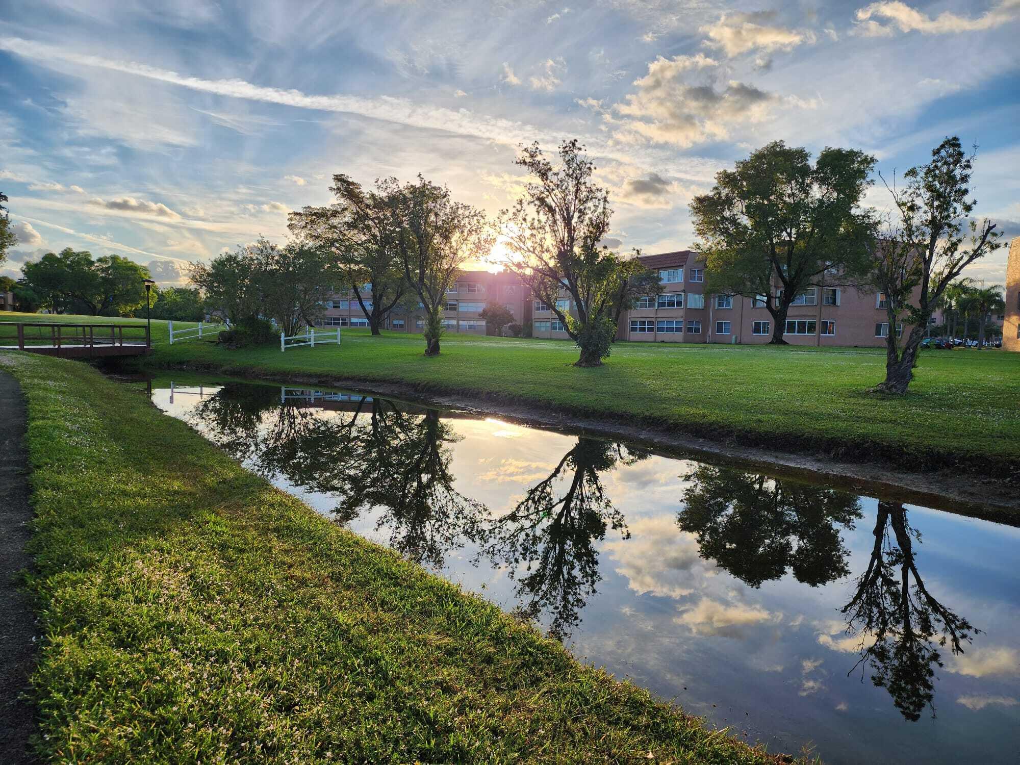 9501 Sunrise Lakes Boulevard 305