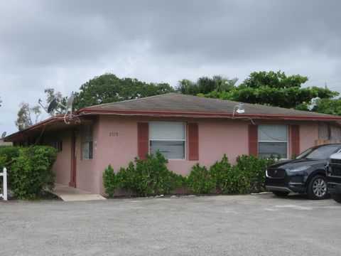 2785 Reo Lane 1 Palm Springs FL 33461