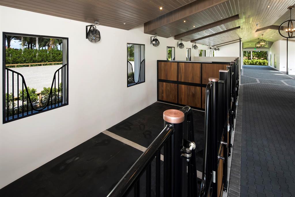 MALLET HILL OF WELLINGTON - Residential