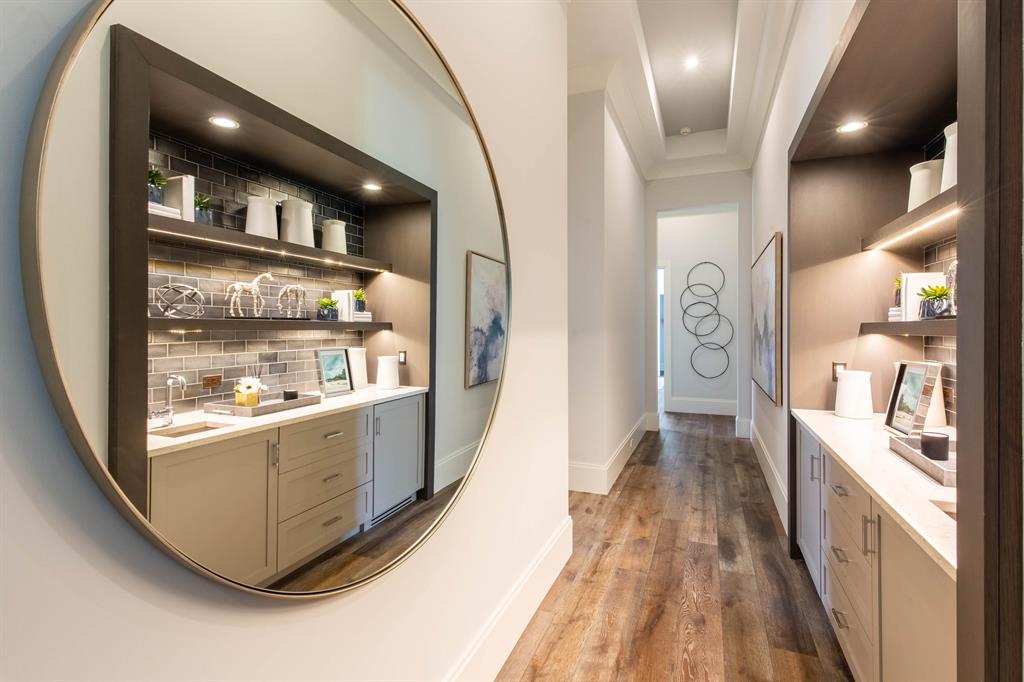 MALLET HILL OF WELLINGTON - Residential