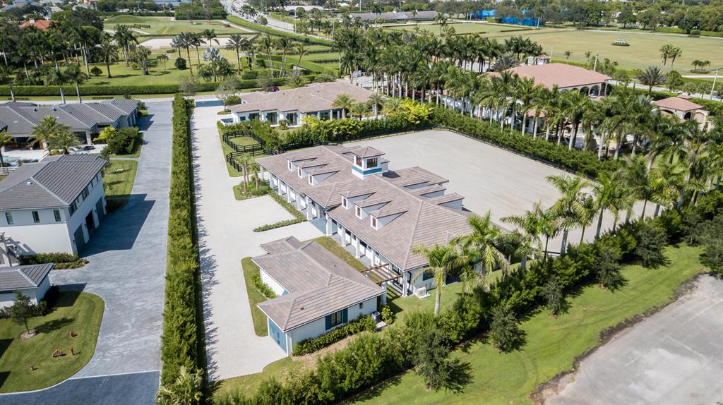 MALLET HILL OF WELLINGTON - Residential