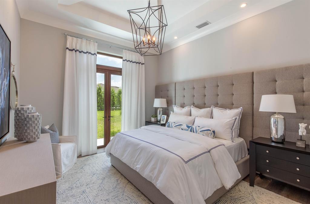 MALLET HILL OF WELLINGTON - Residential