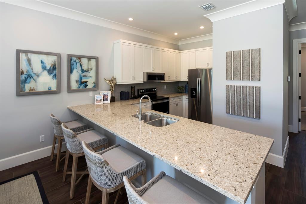 MALLET HILL OF WELLINGTON - Residential