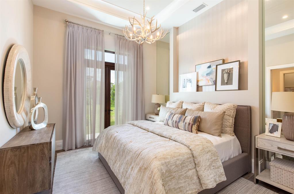 MALLET HILL OF WELLINGTON - Residential