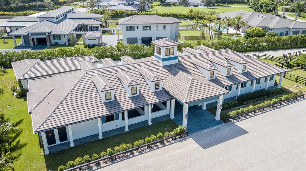 MALLET HILL OF WELLINGTON - Residential