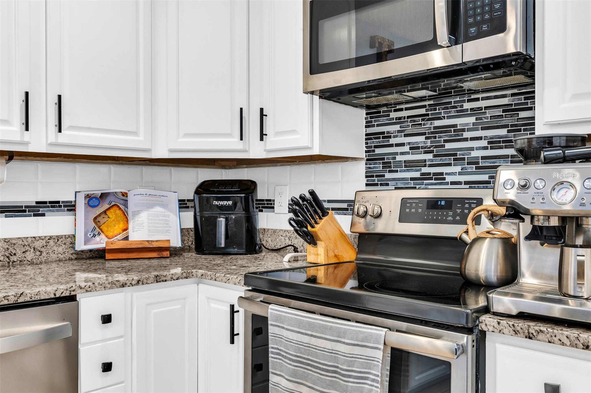 TWIN FOUNTAINS PHASE TWO - Residential Lease