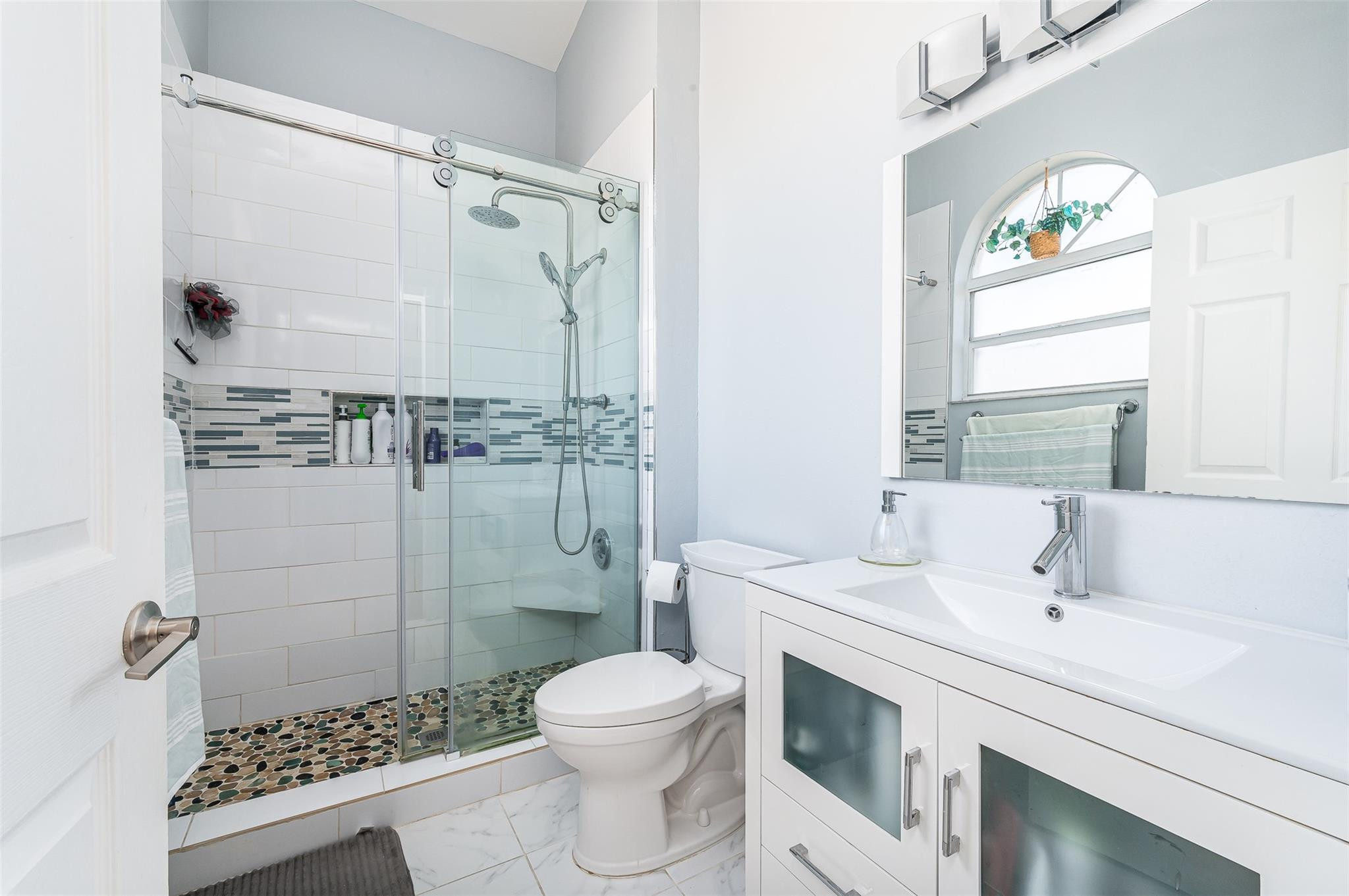 TWIN FOUNTAINS PHASE TWO - Residential Lease