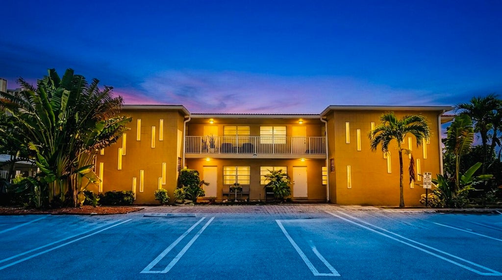 Photo of 3212 NE 9th St #A104, Pompano Beach, FL 33062 (MLS # B26016279)