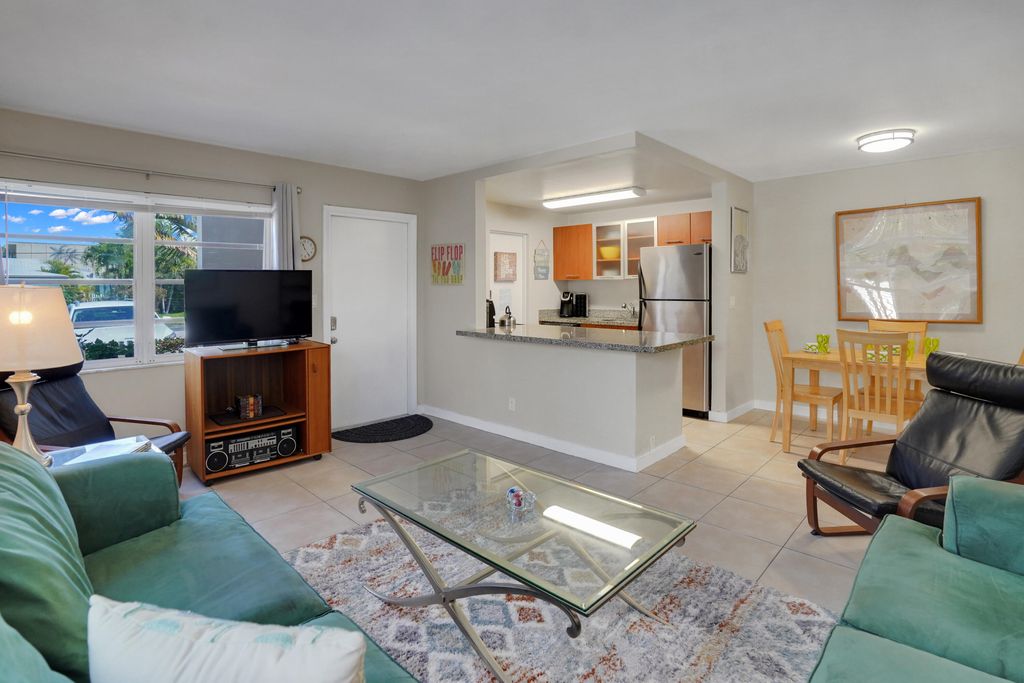 Photo of 3212 NE 9th St #A104, Pompano Beach, FL 33062 (MLS # B26016279)