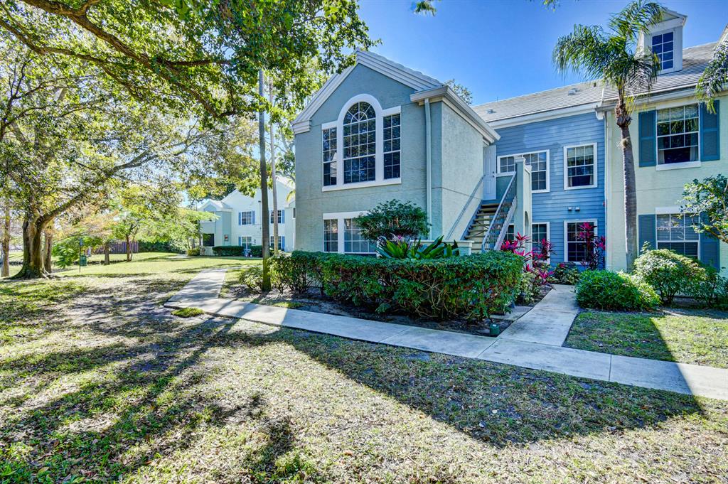 AMAZING LOCATION 2/2 second floor unit in the heart of DELRAY BEACH! Less than a mile from the beach!! Walking distance to shopping and restaurants; Wholefoods, BurgerFi , Trader Joes, Starbucks. Minutes from Atlantic Avenue. Meticulously kept, move in ready!! Unit has beautiful views! Ample storage and all upgraded appliances!! Bike and Walk path and Pet Friendly!! Pool, Clubhouse and Gym on premise.