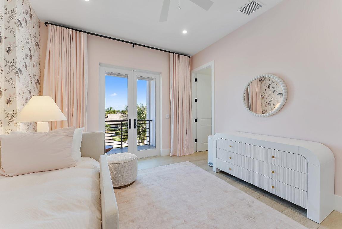 HIDDEN KEY - Residential