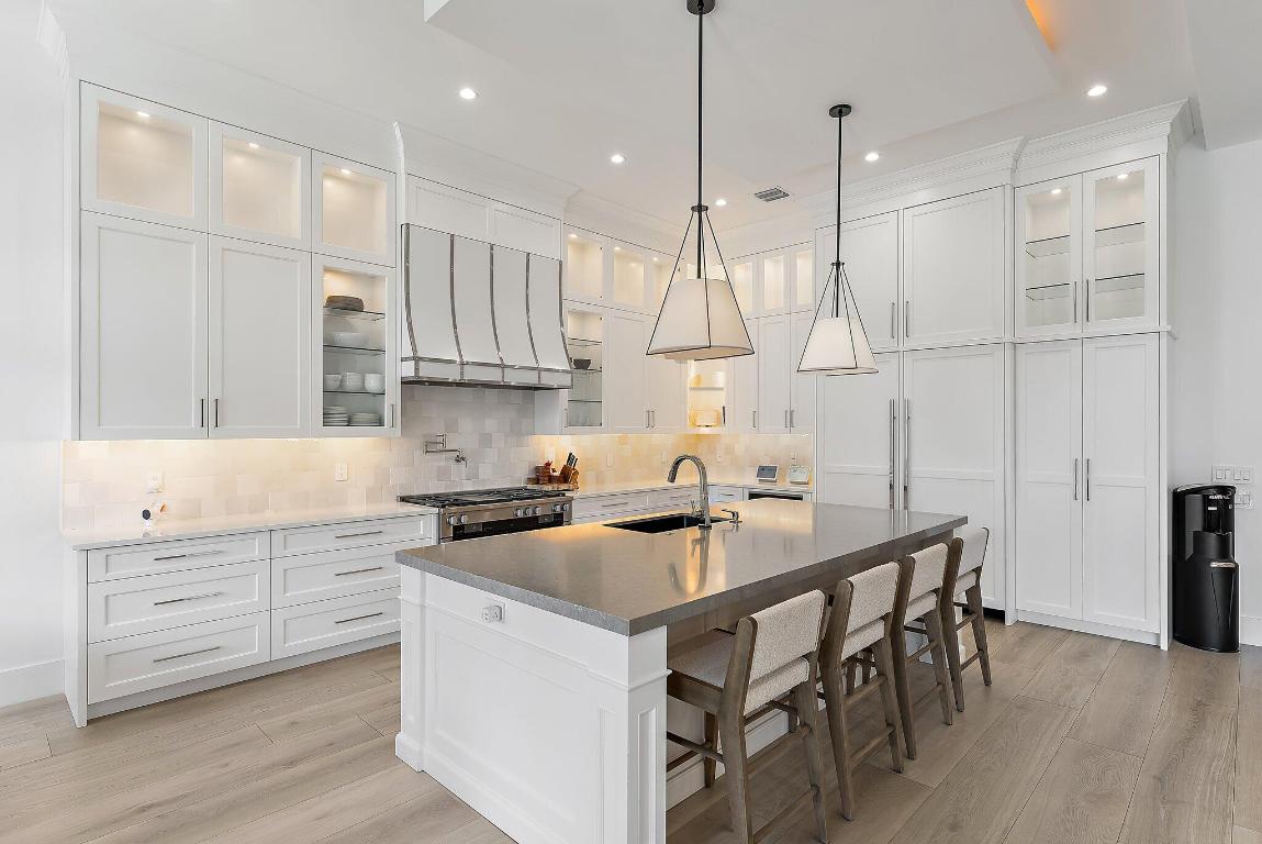 HIDDEN KEY - Residential