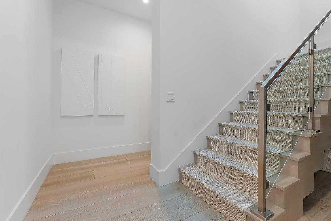 HIDDEN KEY - Residential