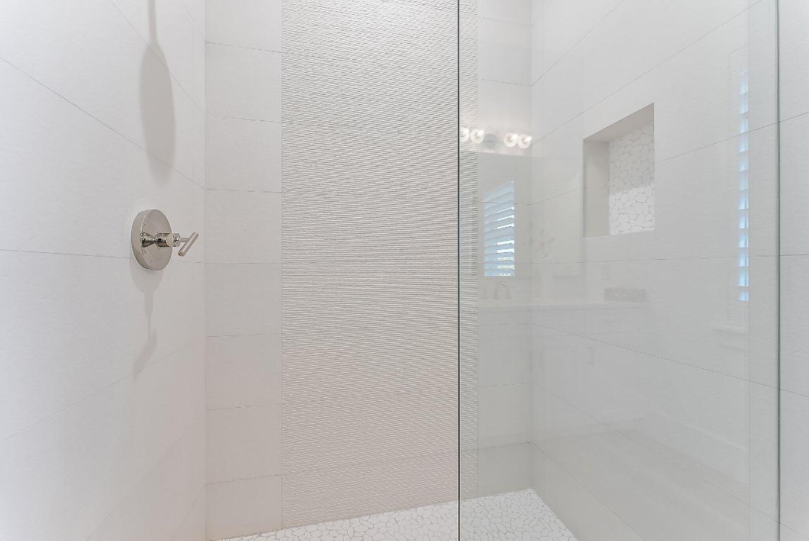 HIDDEN KEY - Residential