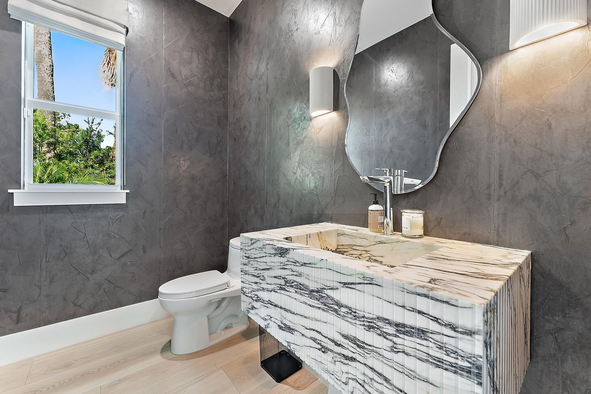 HIDDEN KEY - Residential