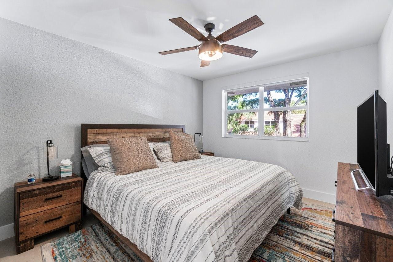 CEDAR CAY - Residential