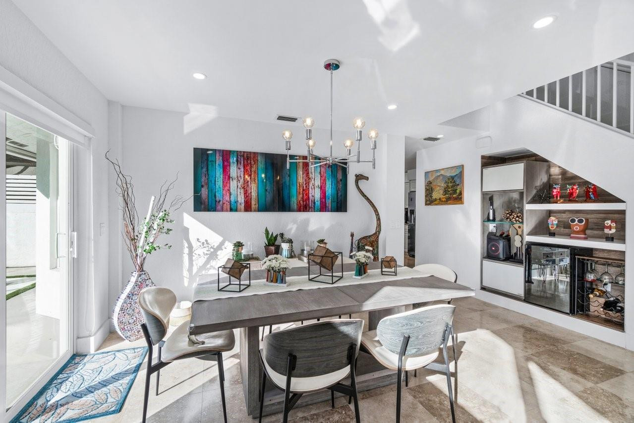 CEDAR CAY - Residential
