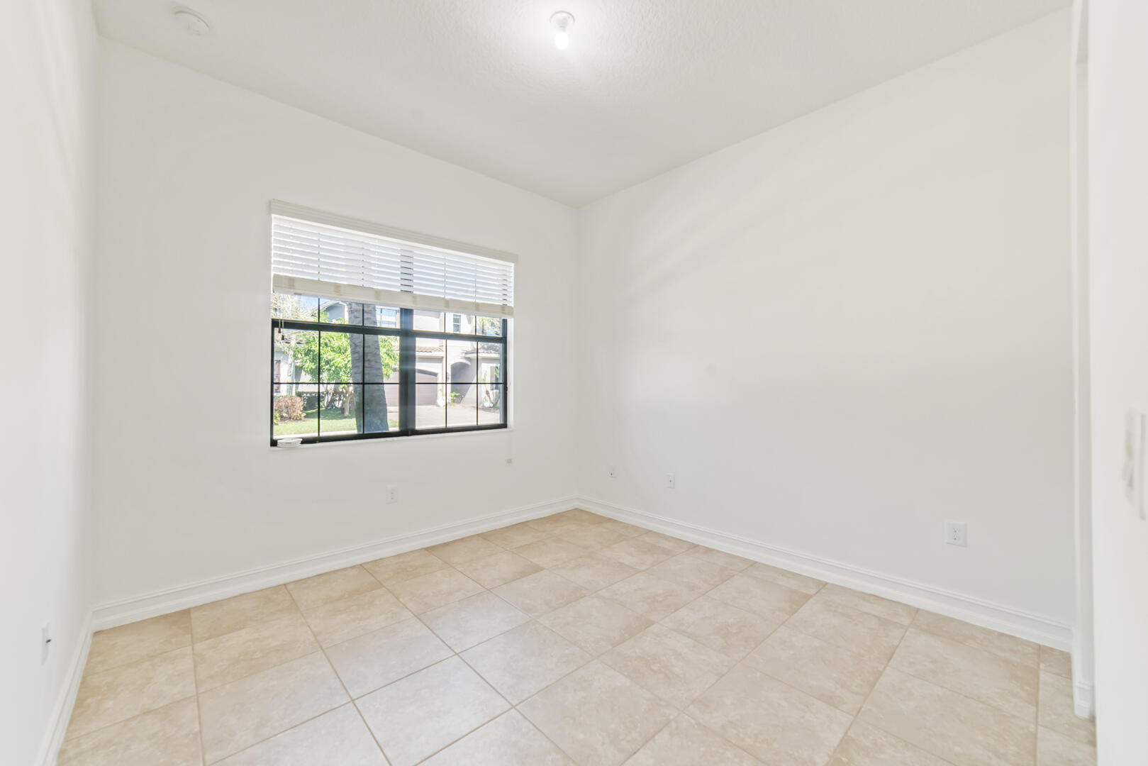 TUSCANY - Residential