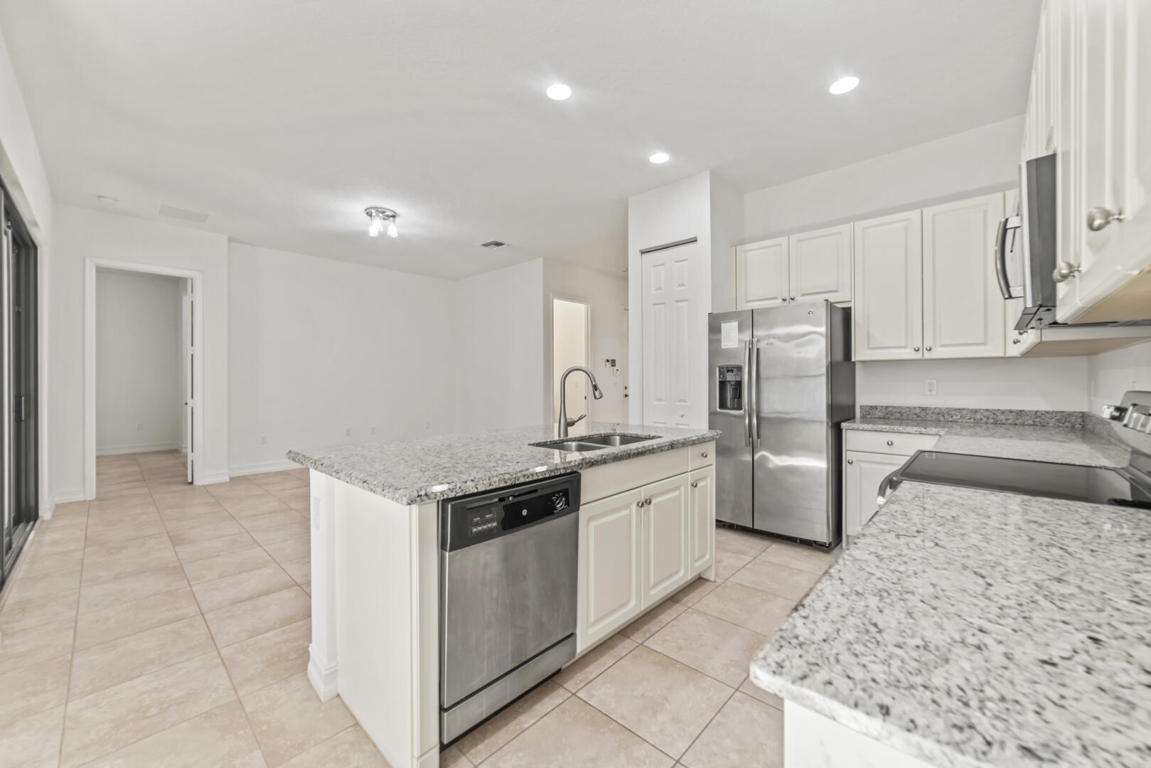 8086 Rainforest Jasper Lane