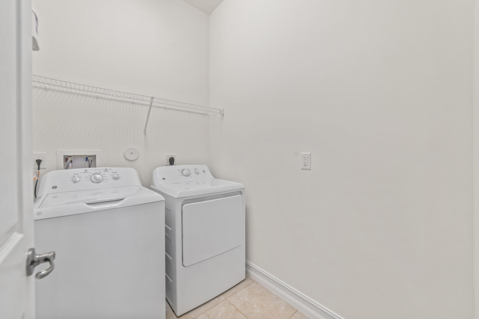 8086 Rainforest Jasper Lane