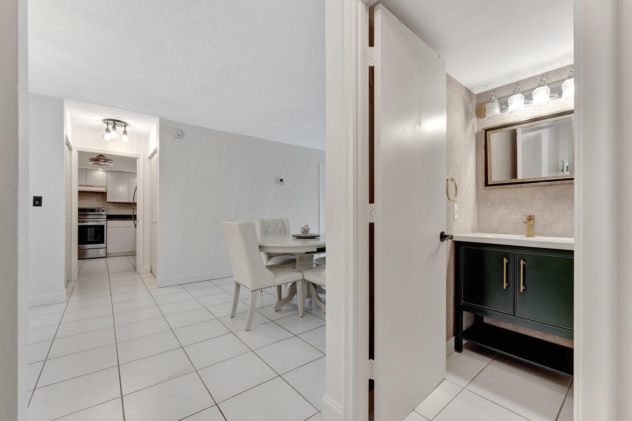 AMBASSADORS V NORTH CONDO - Residential