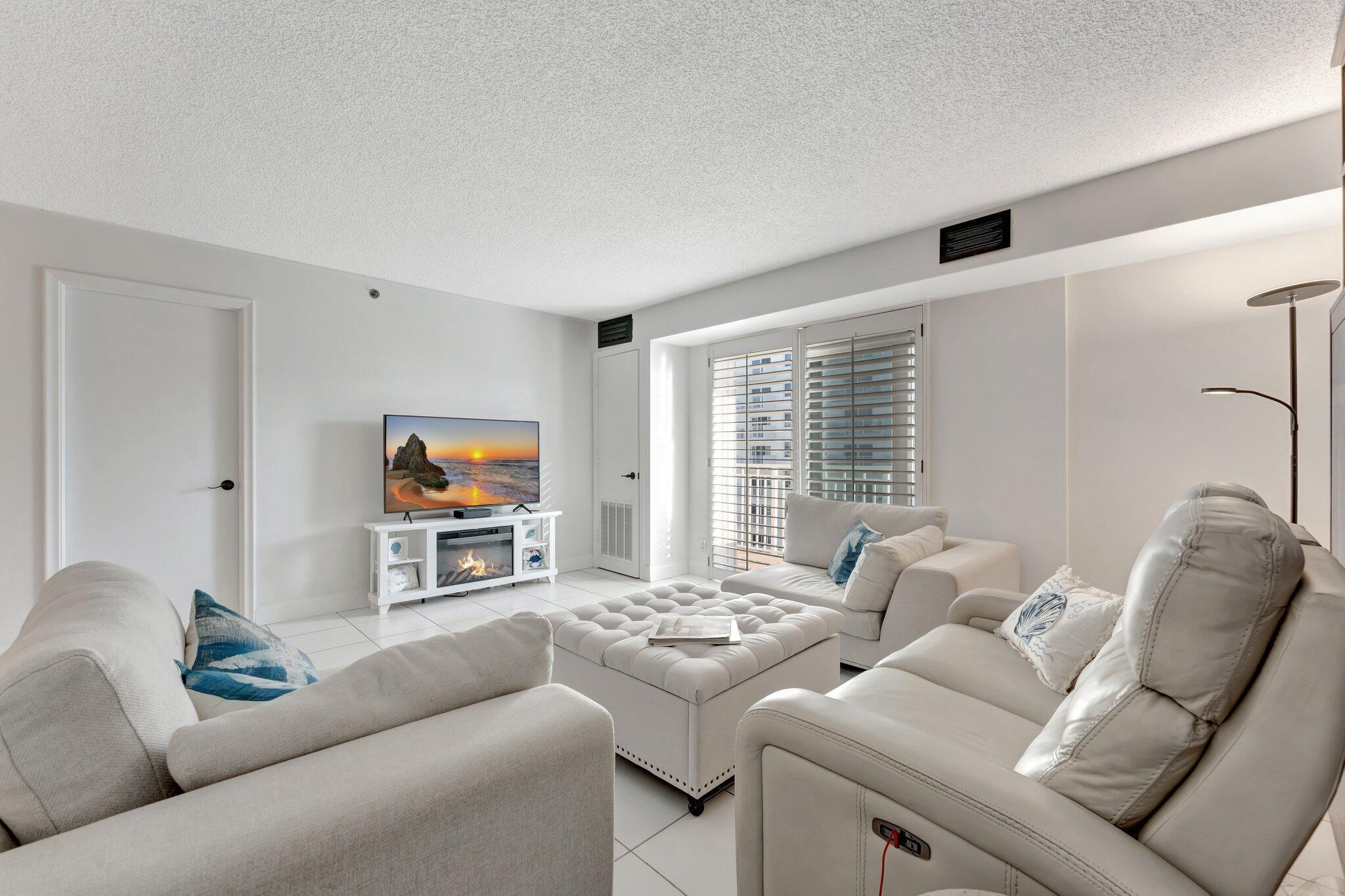 AMBASSADORS V NORTH CONDO - Residential