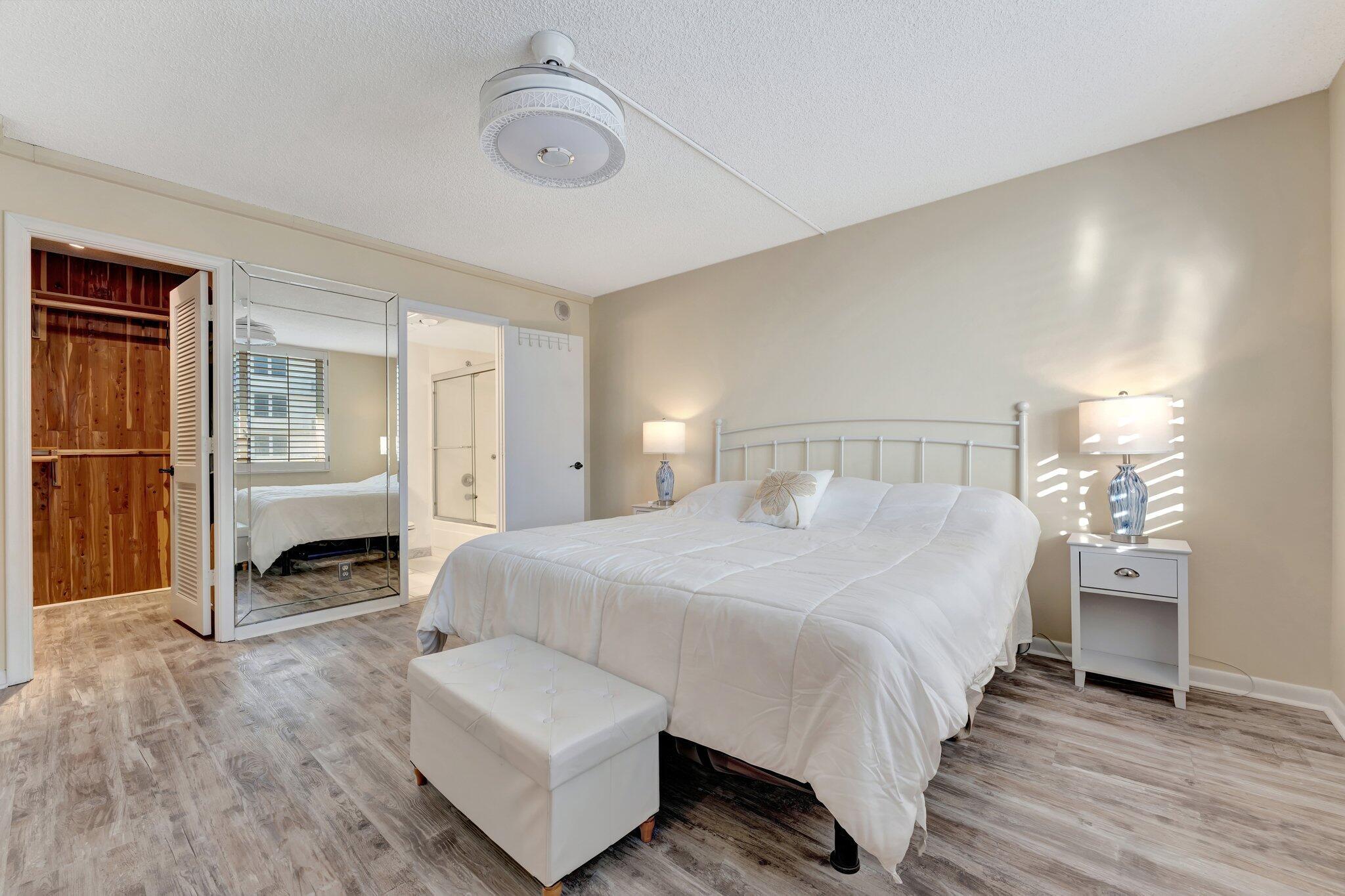 AMBASSADORS V NORTH CONDO - Residential