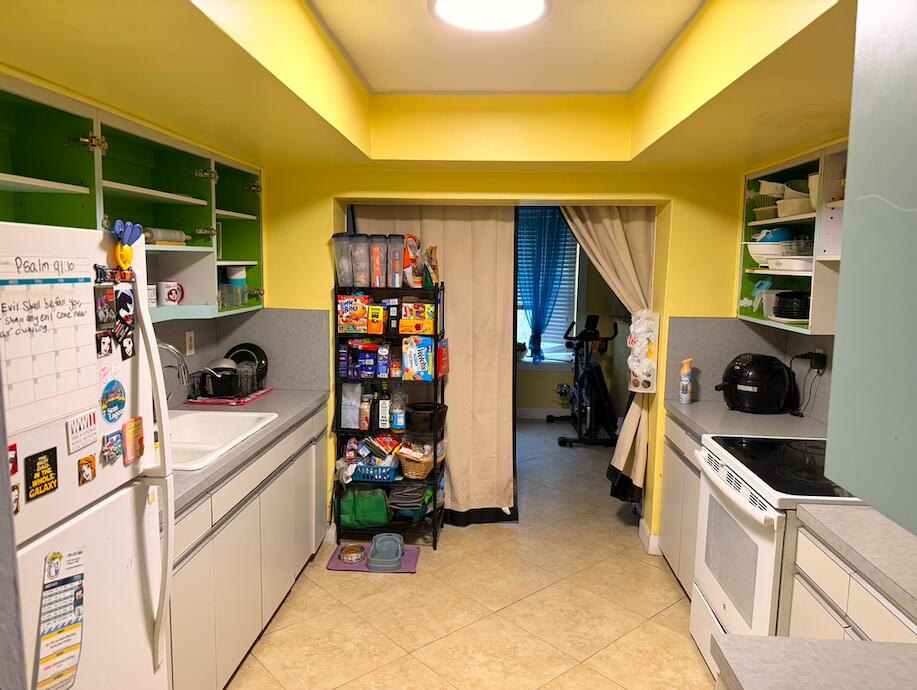 SUNRISE GOLF VILLAGE - Residential