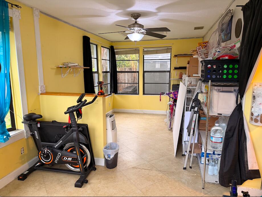 SUNRISE GOLF VILLAGE - Residential