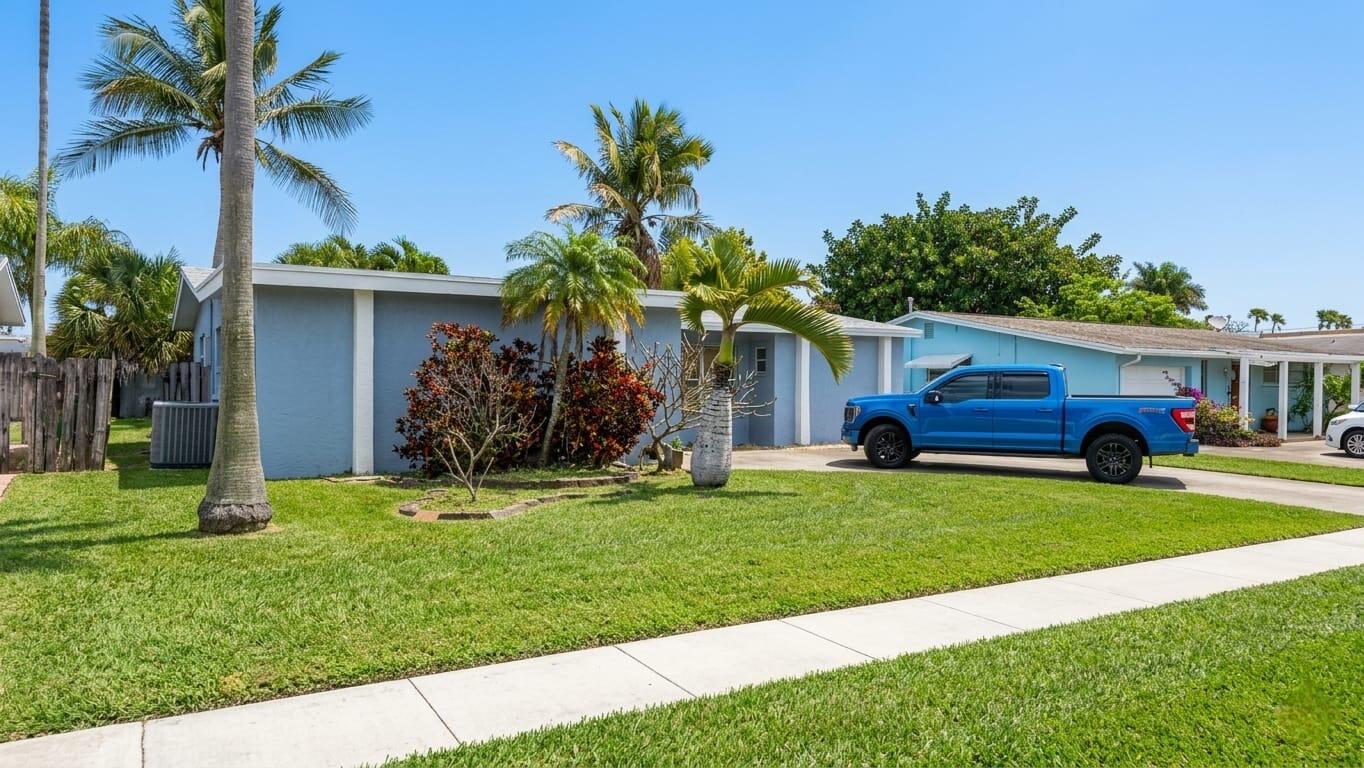 SUNRISE GOLF VILLAGE - Residential