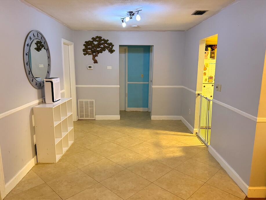 SUNRISE GOLF VILLAGE - Residential