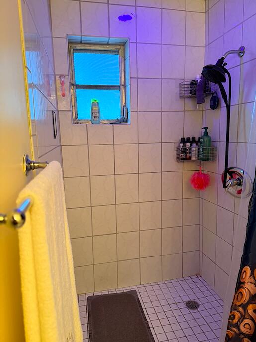 SUNRISE GOLF VILLAGE - Residential