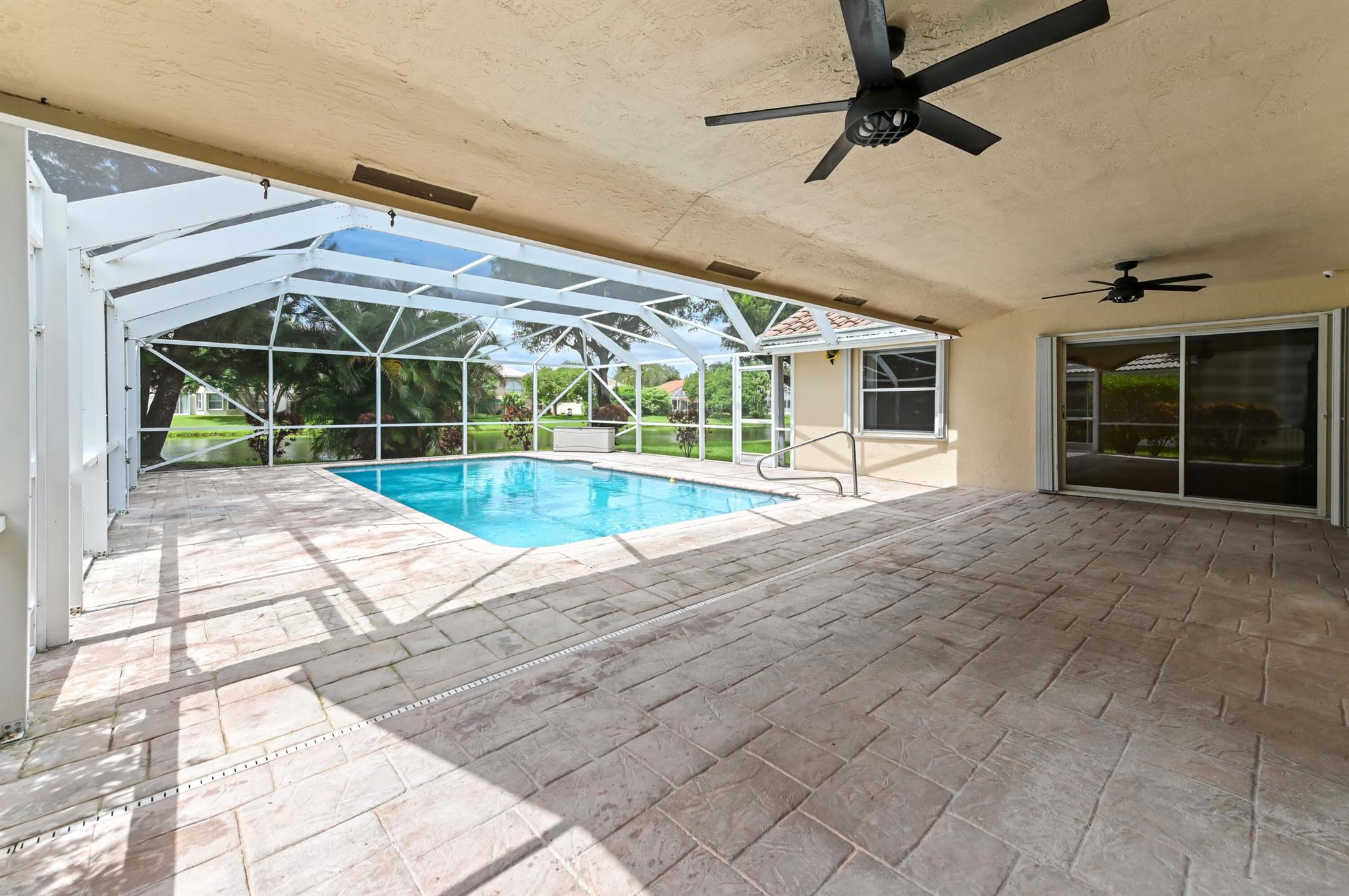 Newport Bay Meadow Villag - Residential Lease