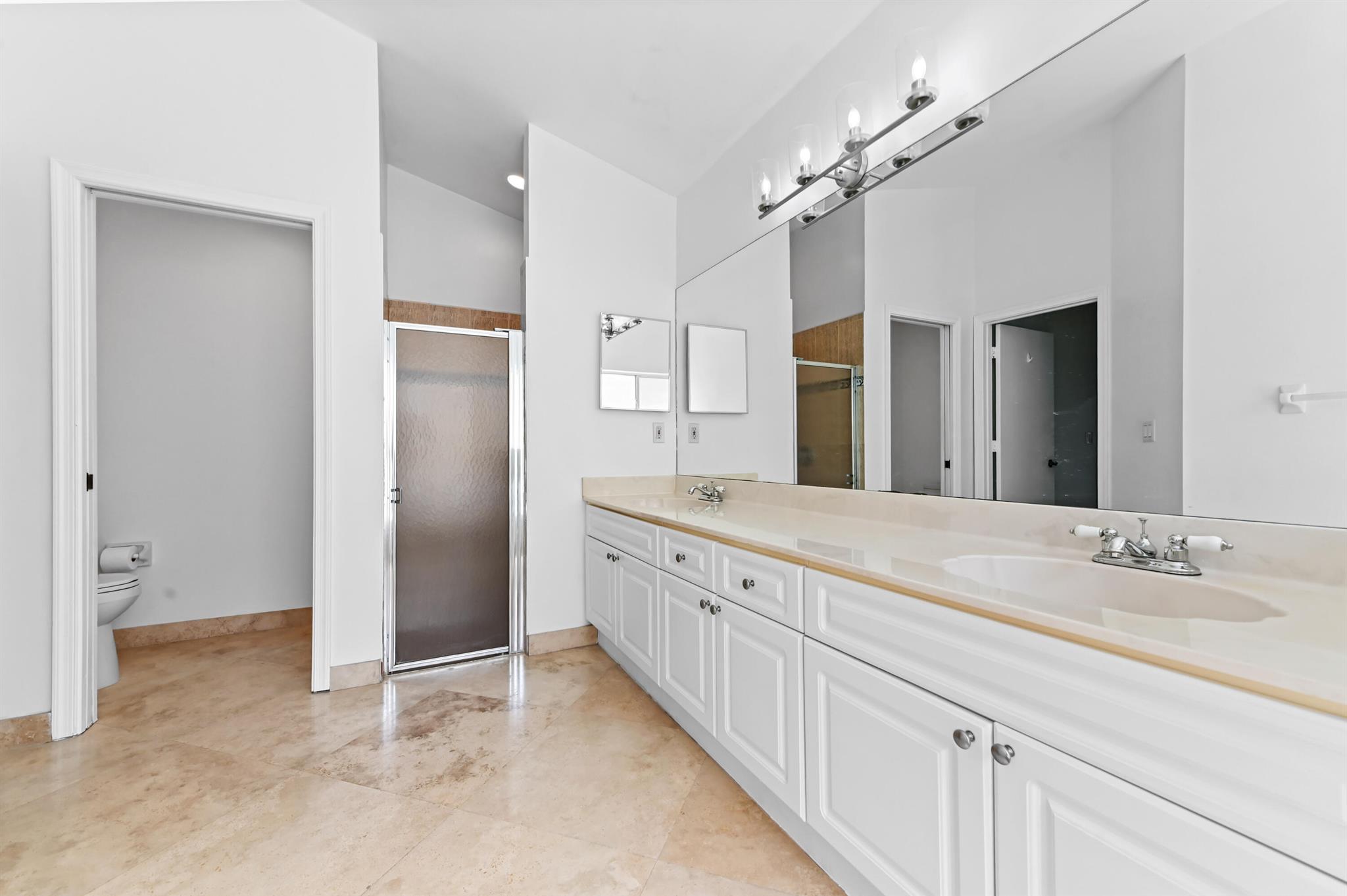 Newport Bay Meadow Villag - Residential Lease