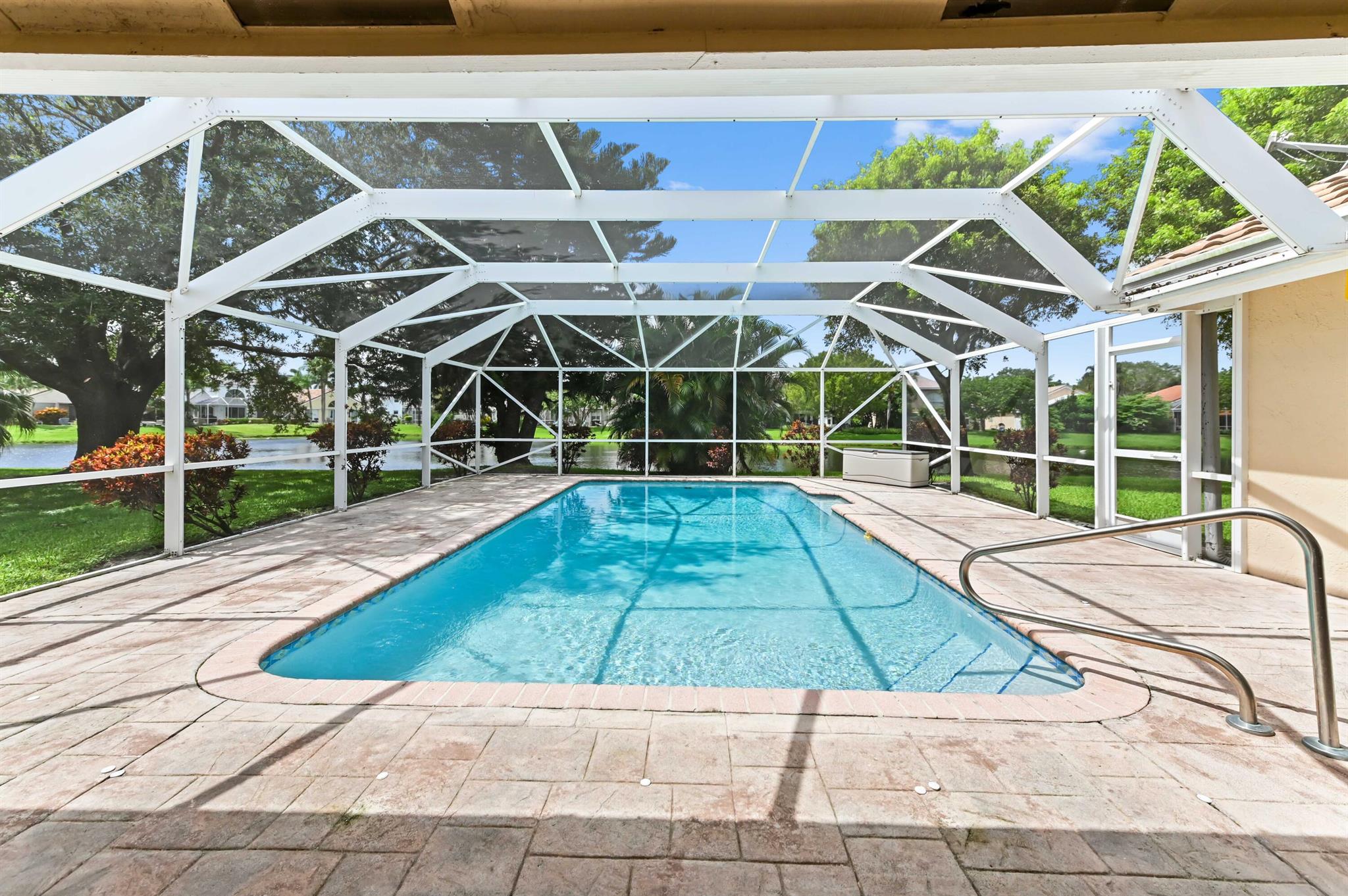 Newport Bay Meadow Villag - Residential Lease
