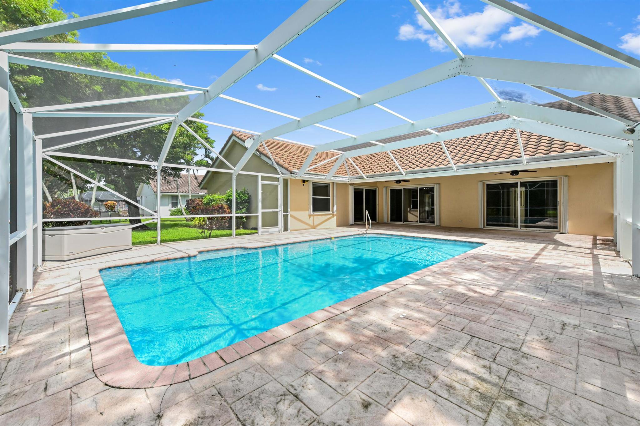 Newport Bay Meadow Villag - Residential Lease
