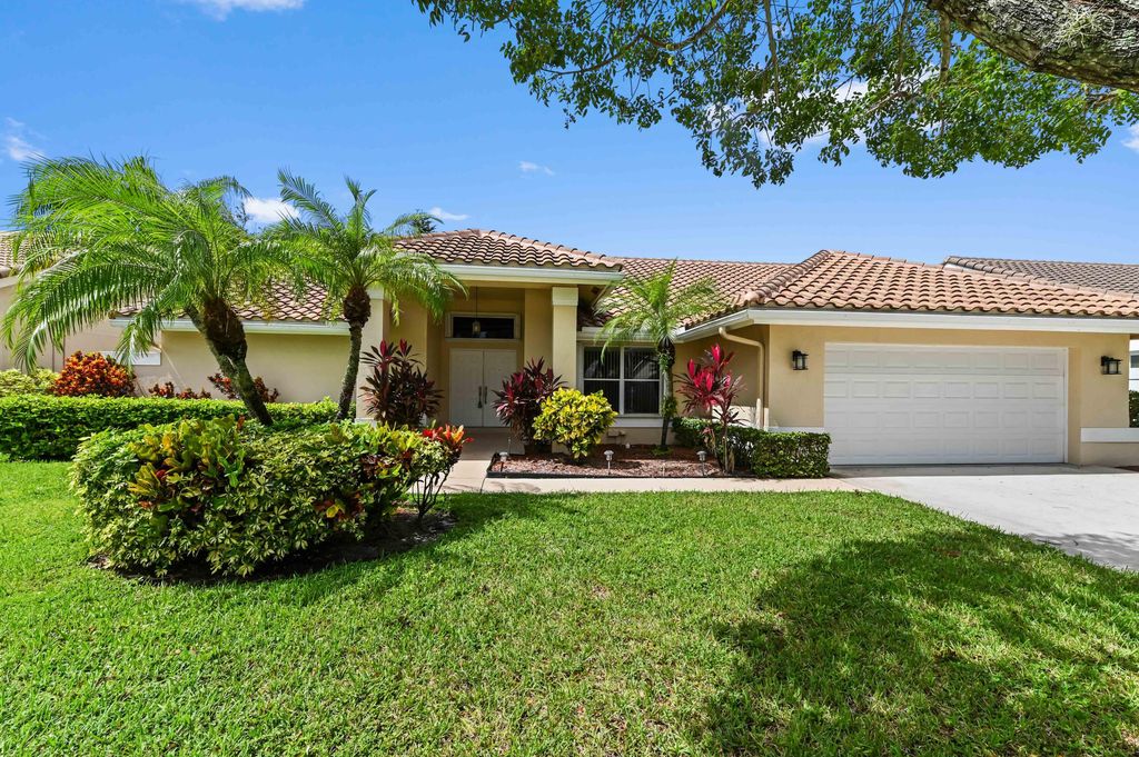 Photo of 6740 Brookhurst Circle, Lake Worth, FL 33463 (MLS # R11128503)