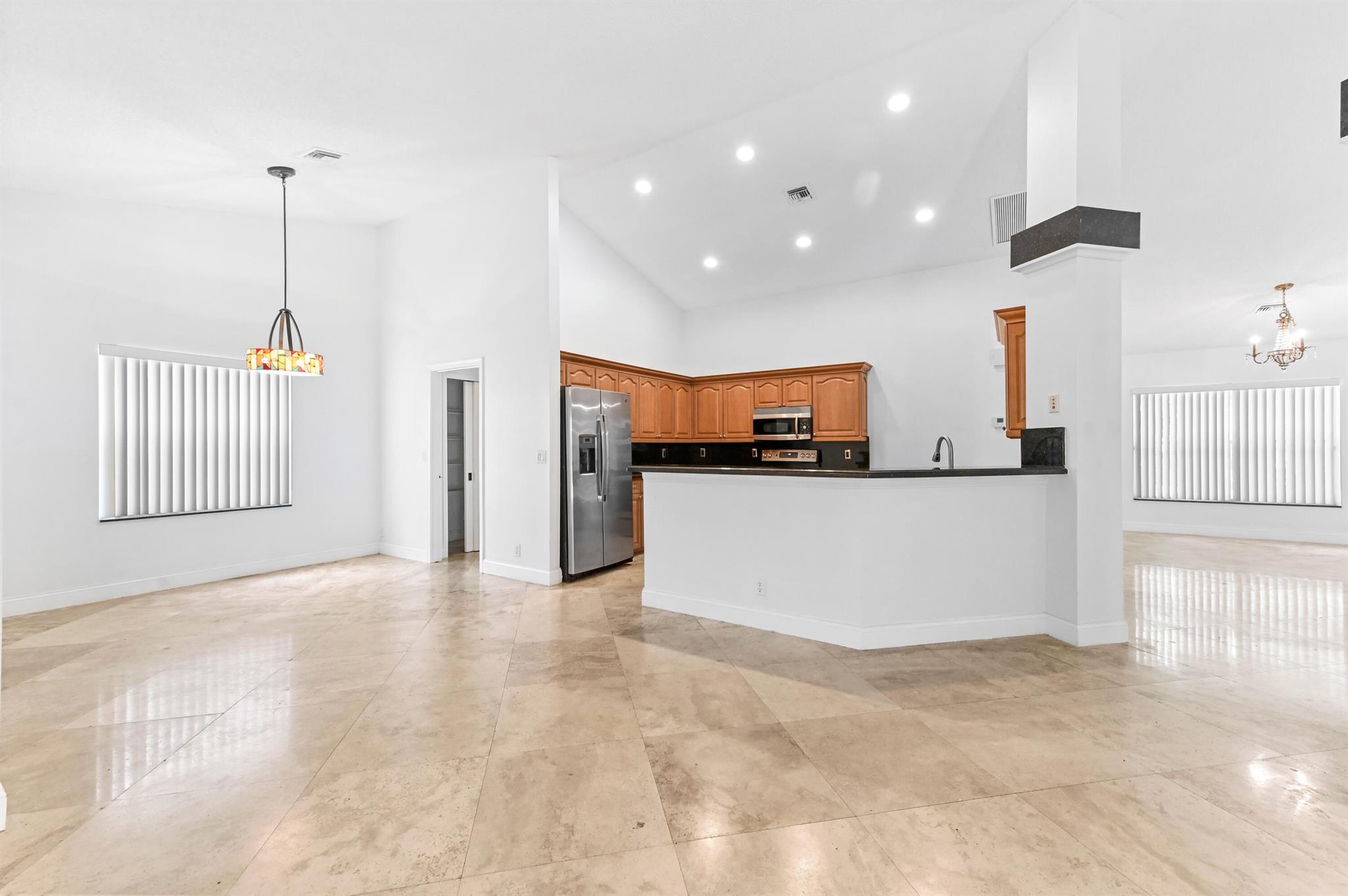 Newport Bay Meadow Villag - Residential Lease