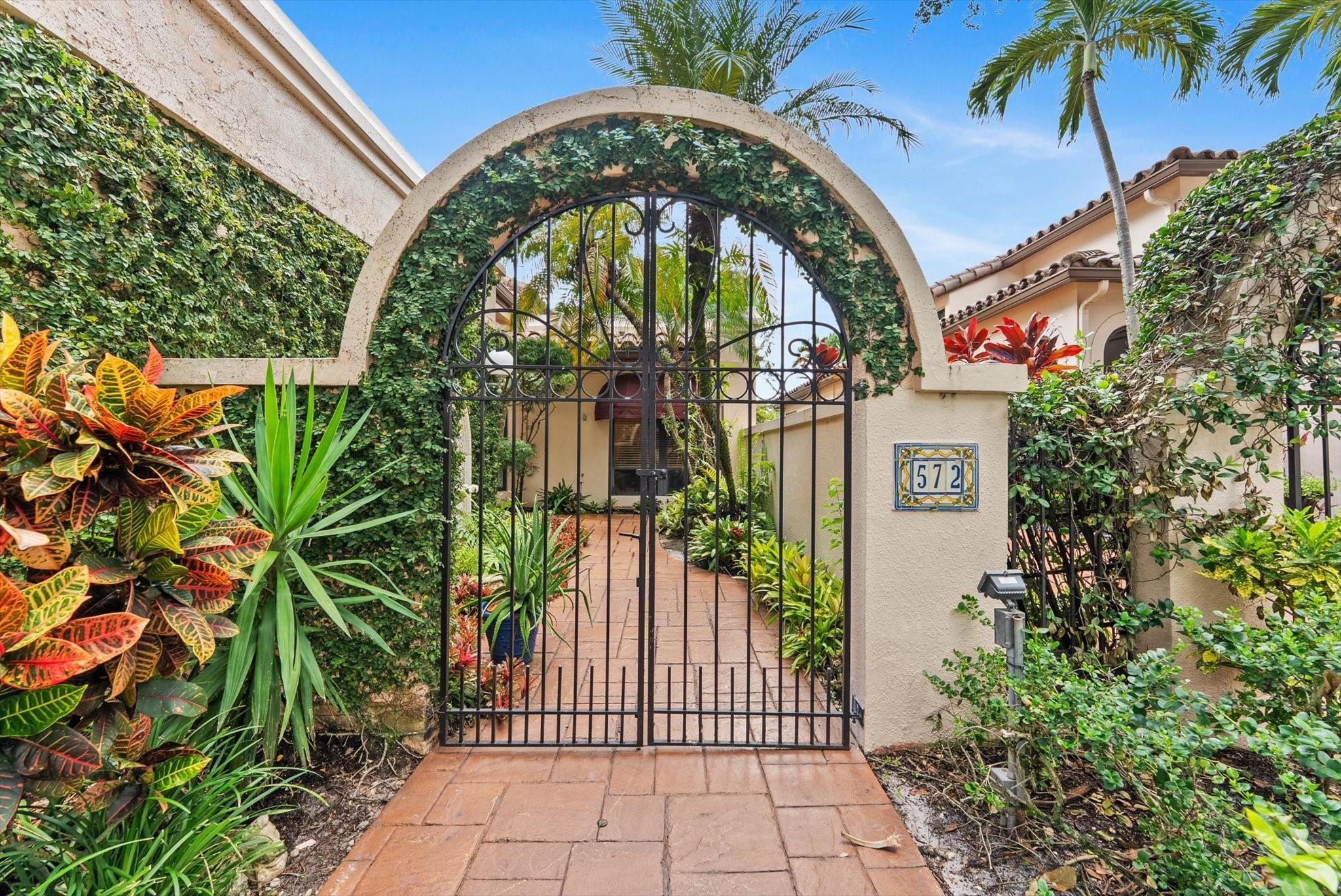 572 Deer Creek Via Genova