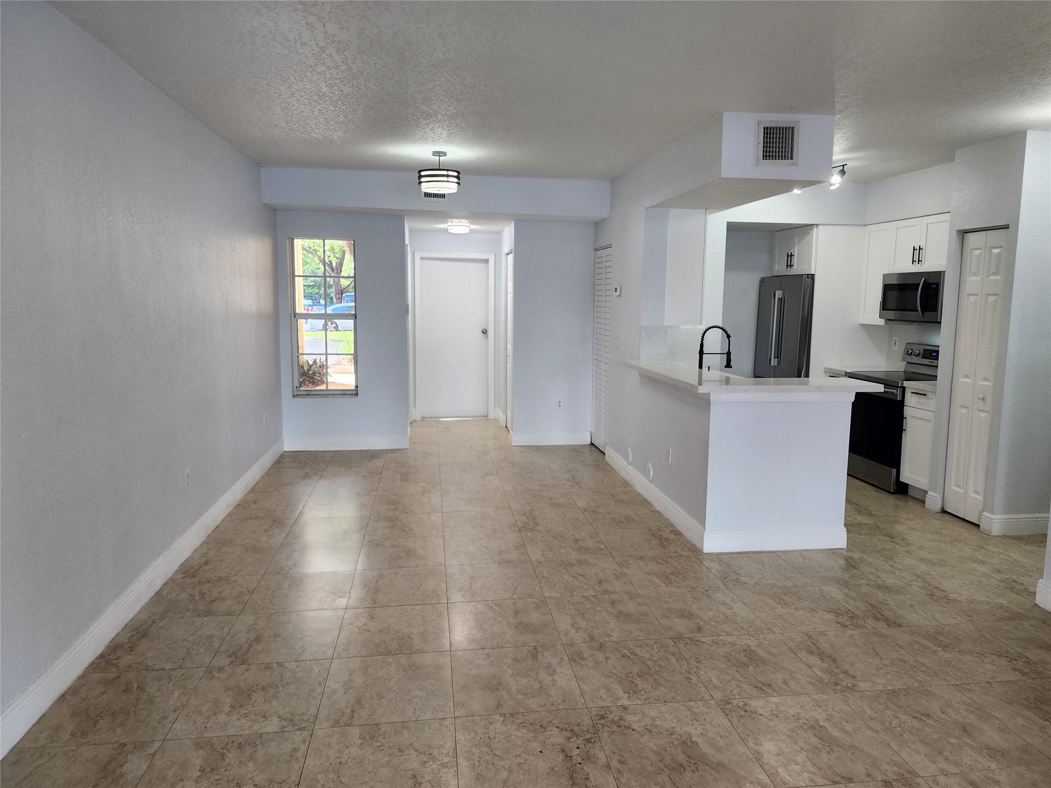 AVENTINE - Residential Lease