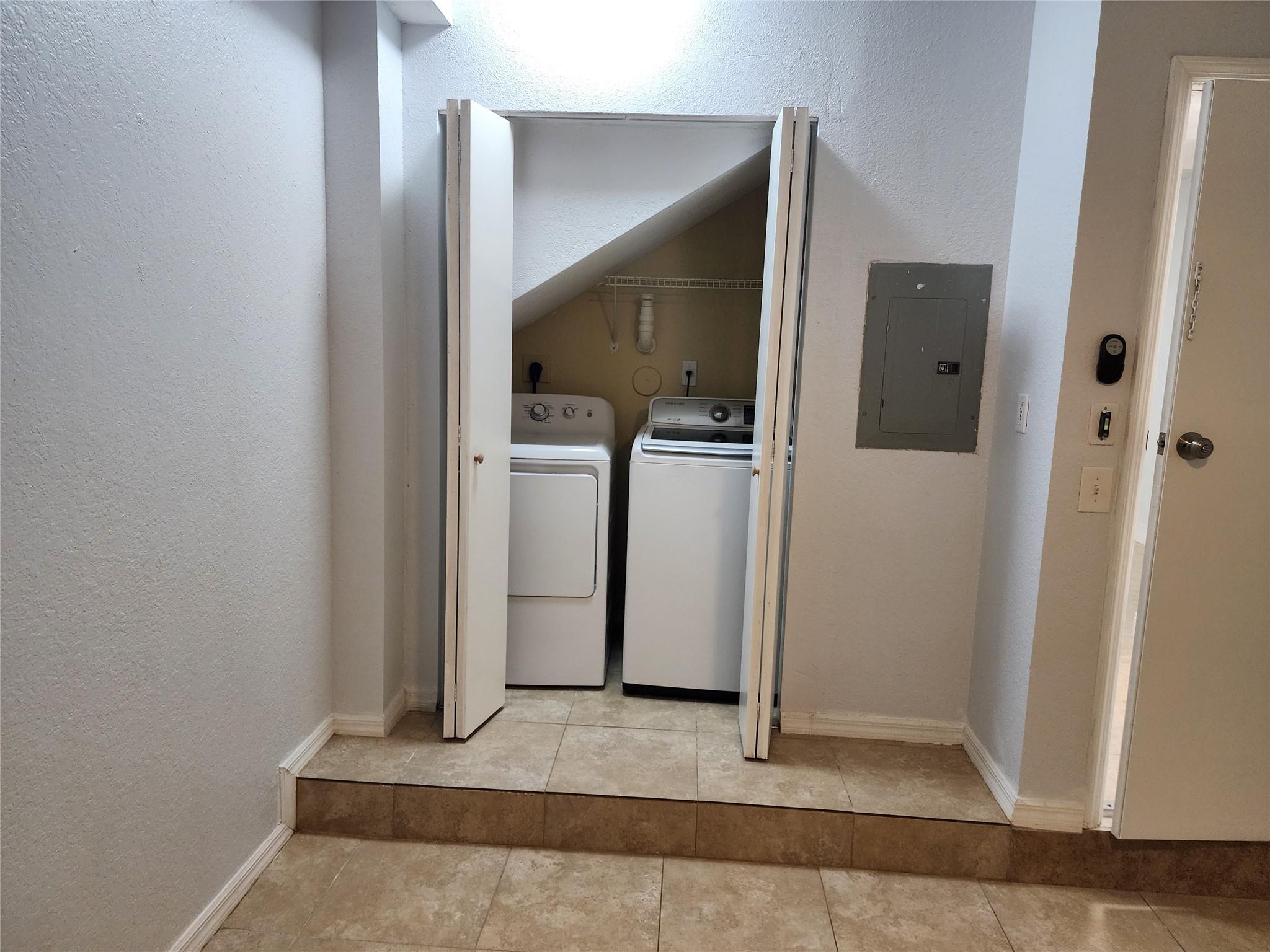 AVENTINE - Residential Lease
