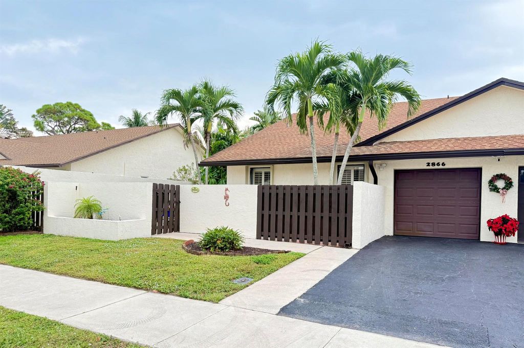 Photo of 2866 SW 6th Street, Delray Beach, FL 33445 (MLS # R11146358)